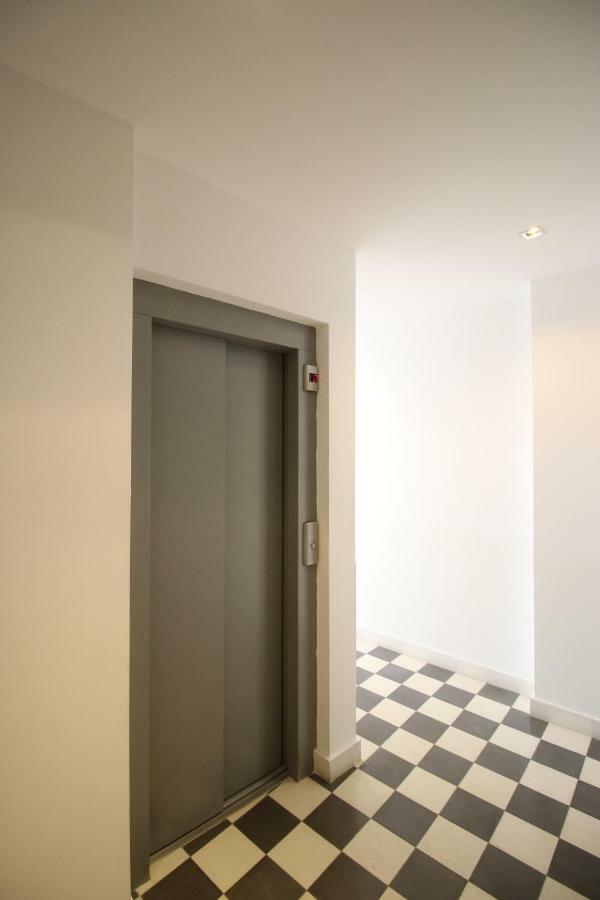 Lisbon Gloria Apartment Exterior photo